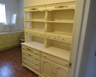 Bedroom Dixie Cream Color Chest of Drawers with Shelving; Cream & Gold Design
