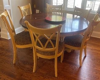 Nichols & Stone Antiguan Pedestal Table with 6 Chairs