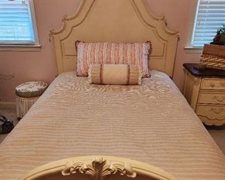 Adorable Trundle Bed