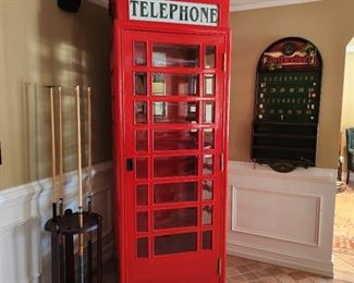 Lifesize British Telephone Booth