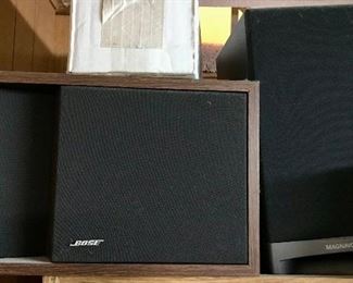 Bose and Magnavox Speaker 