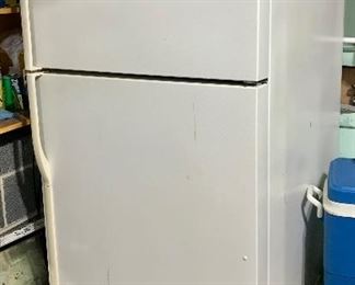Kenmore Refrigerator 
