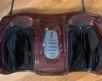 Electric foot massager