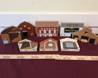 Cats Meow Village American Barn And Covered Bridge Series