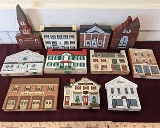 Cats Meow Village Mark Twain Stockbridge Christmas And St Charles Christmas Series