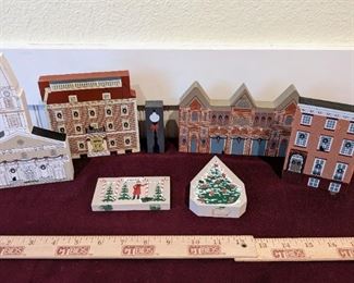 Cats Meow Village New York Christmas Series