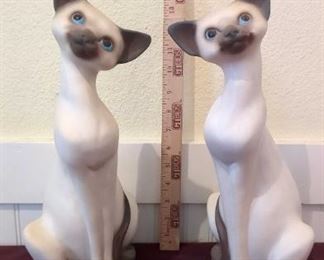 Pair Of Mid Century FreemanMcFarlin Potteries Siamese Cats