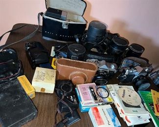 Affordable cameras and accessories 