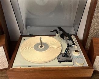 Vintage KLH Stereo Receiver & Turntable Model Twenty