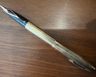 Scheaffer 14K Gold Nib Fountain Pen