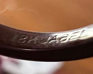 18K his & hers Gold Class rings