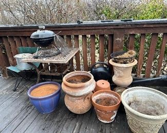 Outdoor table grill, table, pots