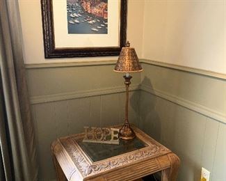 End table (matches coffee table)