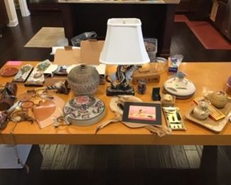 SO MANY AUTHENTIC AMERICAN INDIAN ARTIFACTS AND PIECES!
