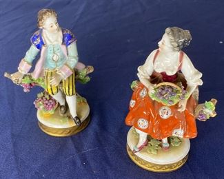 Capodimonte figurines