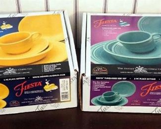 Homer Laughlin China Company Fiesta 5-Piece Place Settings In Box, Qty 2, Includes Colors Sunflower And Turquoise