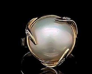 High End Estate Diamond & White Mabe Pearl Button Swirl Elegant Ring in 14k Yellow Gold