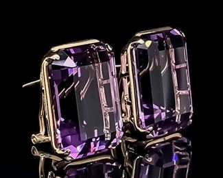 Excellent Condition! 35 CARAT Large Emerald Cut Amethyst Solitaire Stud Earrings in 14k Yellow Gold
