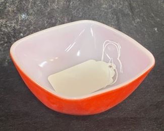 Pyrex Bowl