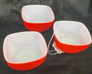 3 Small Pyrex Bowls