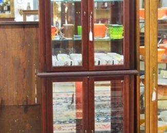 4 Door Mahogany Lighted Curio