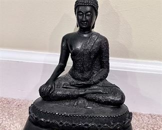 Buddha statue
