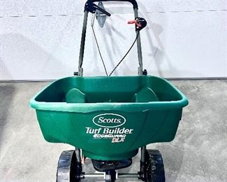 Scotts turf builder spreader