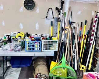 Rakes, shovels, cleaners, yard tools, etc.