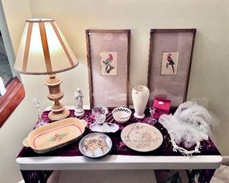 Lamp, wedding veil, baking dish, vases etc
