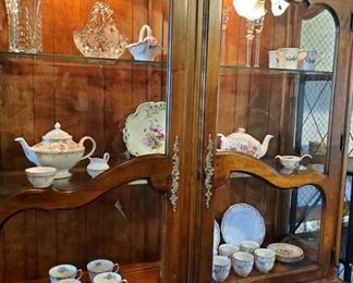 Ethan Allen China Hutch