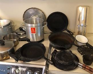 Pots & pans incl. Revere Ware & cast iron: Wagner No. 6 - 1056A, Wagner chicken fryer 1088L, Wagner griddle 1109B, Wagner No. 7 waffle iron w/ ring