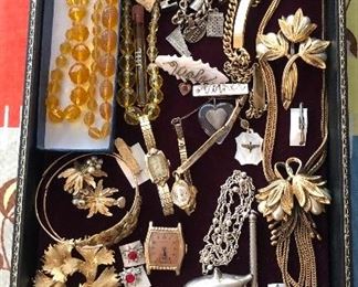 Jewelry including costume (Tortolani, Giovanni & more), some better pieces (14K ring, Black Hills crucifix), a few vintage watches, Las Vegas charm bracelet & more