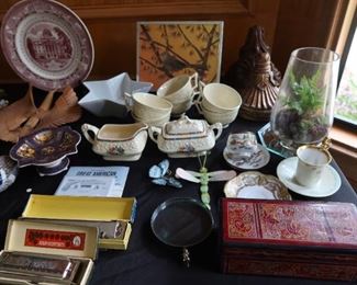 Harmonicas - Antique Box - China 