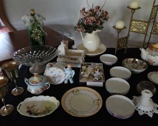 Home Decor - China Pieces - Milk Glass