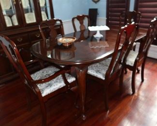 Kincaid Cherry Dining Table with 6 Chairs and 1 Leaf - Made in America