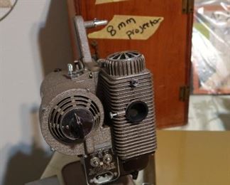 8MM Projector - Needs Work