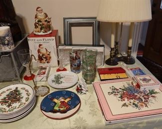 Christmas Decor - Fitz and Floyd Santa Figurine - Place Mats