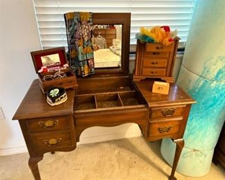 Pennsylvania House vintage vanity