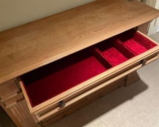 drawer with felt lined drawers