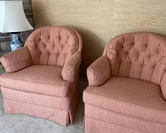 Pair of super clean arm chairs