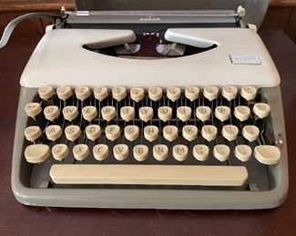 Super Low Profile Typewriter