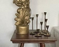 ANTIQUE OAK TABLE, VINTAGE LAMP, CANDLESTICKS, COMPOTE