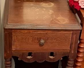 ANTIQUE SHAVING TABLE