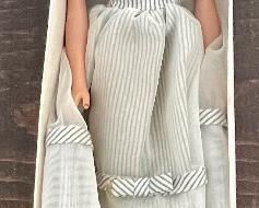 Vintage 1959 Barbie Doll w/Pedestal, No. 850