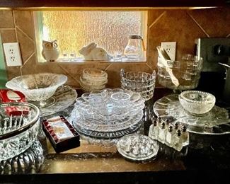 Vintage & Antique Porcelain & Glassware