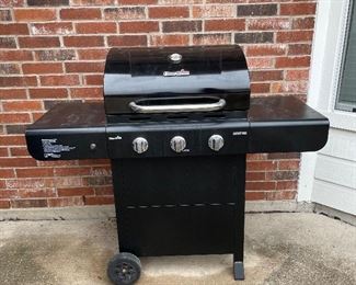Char-Broil Propane Grill with Cover and Tank