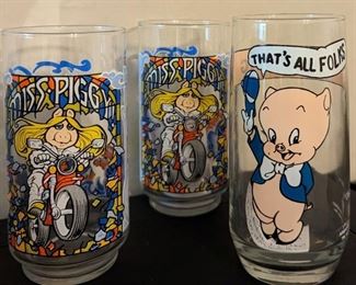 PORKY PIG & MISS PIGGY GLASSES