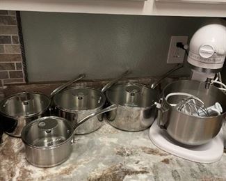 Mauviel Cookware 4 pots with lids in Excellent condition! Kitchaid mixer