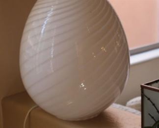 Midcentury Find! Vetri Murano Swirl Egg lamp in excellent condition