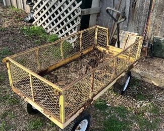 Metal mesh wagon 